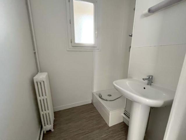 Appartement F4 en location à Maromme