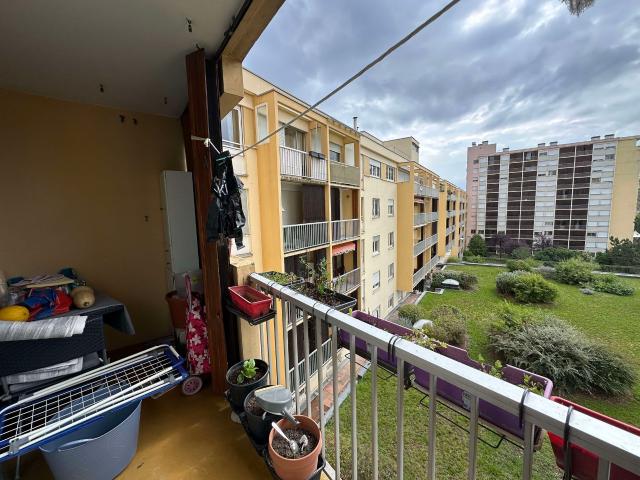 Appartement F4 lumineux avec balcon et vue sur parc à Mulhouse 78m2