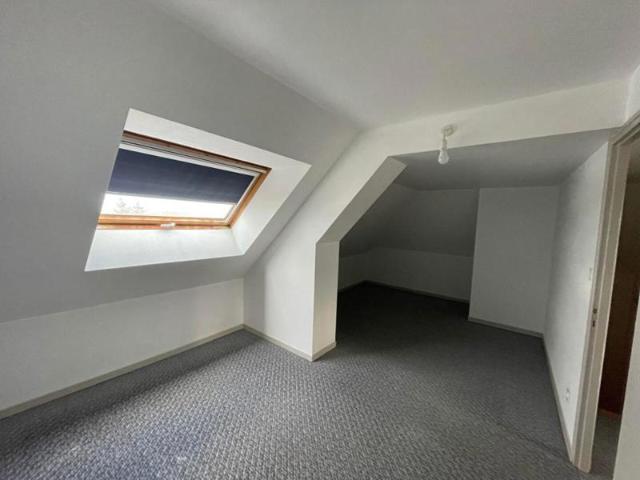 Appartement F4 PROCHE DES COMMERCES