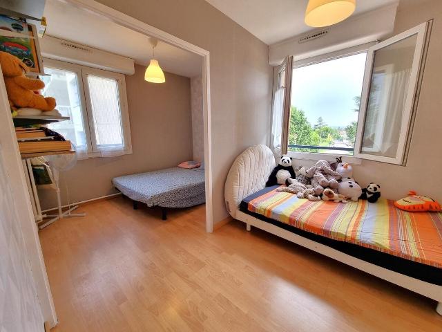 Appartement F5 93m² Meyzieu