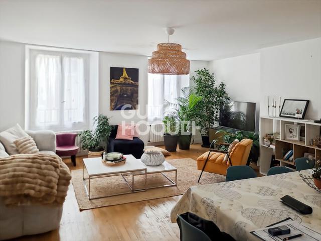 Appartement familial 5 pièces de 179 m² ? Tournan en Brie