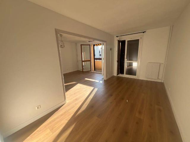 Appartement familial 95m2 Résidence Corisandre, avec facilité pa