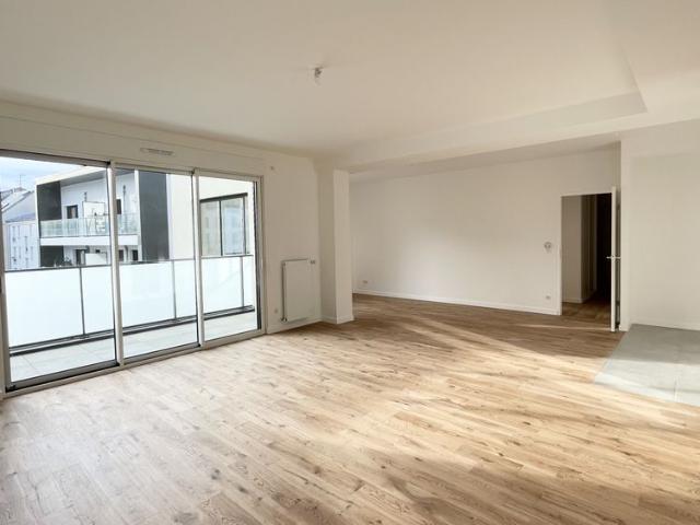 Appartement familial 3 chambres avec balcon, Issy les Moulineaux