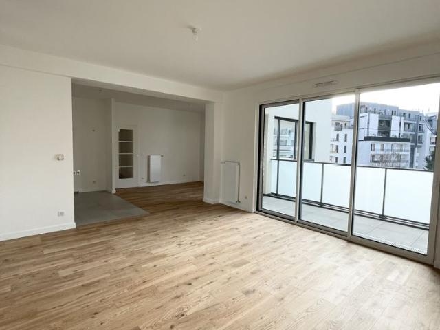 Appartement familial 3 chambres avec balcon, Issy les Moulineaux