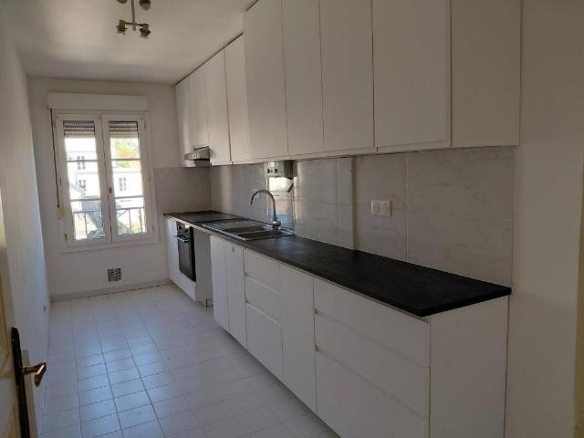APPARTEMENT FAMILIAL VERSAILLES RIVE DROITE