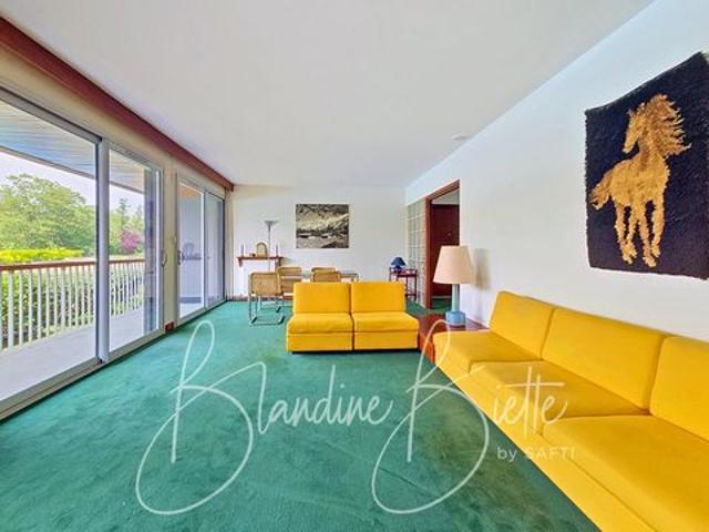Appartement familial avec piscine à 10 mn du RER
