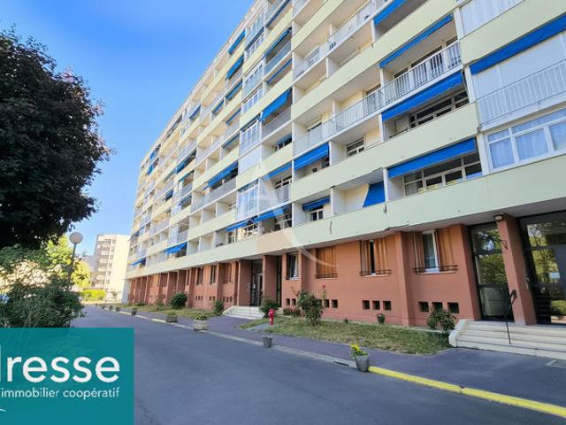 Appartement familial avec ravalement voté et entièrement financé par le vendeur à Savigny sur Orge