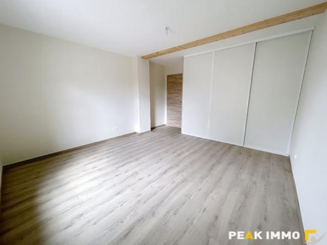 Appartement Fillinges 5 pièce s 152.31 m2