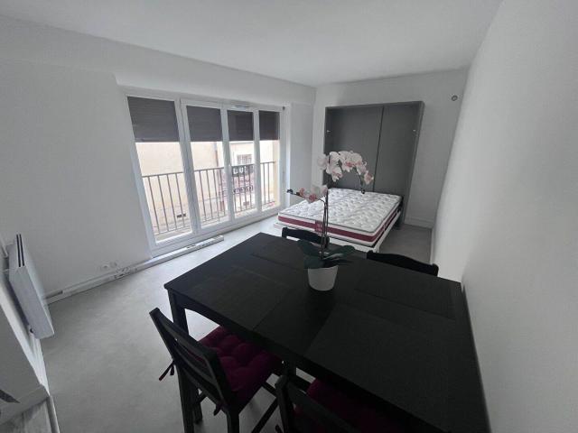 Appartement Fontainebleau 1 pièce s 23.9 m2