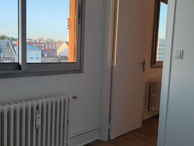 Appartement Fontenay Sous Bois 1 pièce 26.35 m2 SECTEUR BOIS