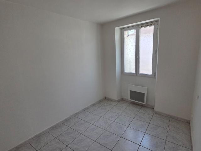 Appartement FLASSANS SUR ISSOLE 2 Pièce s 29.61M²