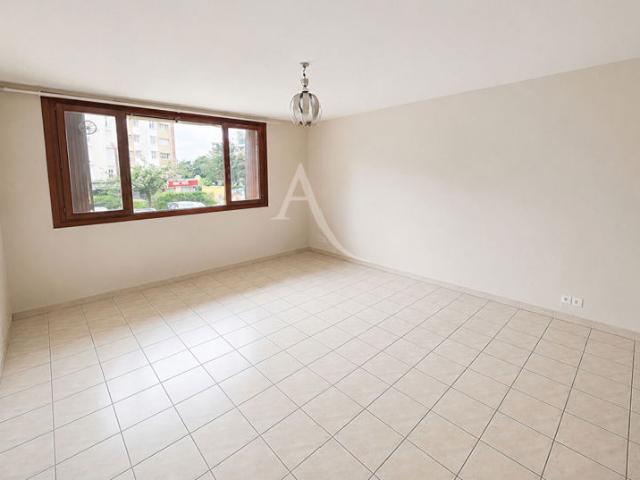 Appartement Fresnes 1 pièce s 33.09 m2