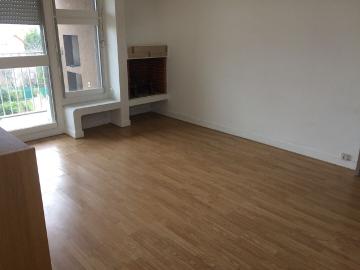Appartement Fresnes 2 pièce s 48.66 m2