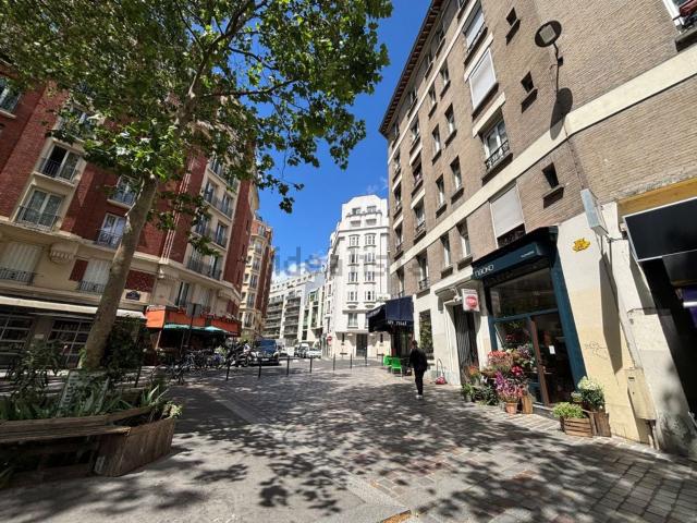 Appartement, Gambetta, Paris
