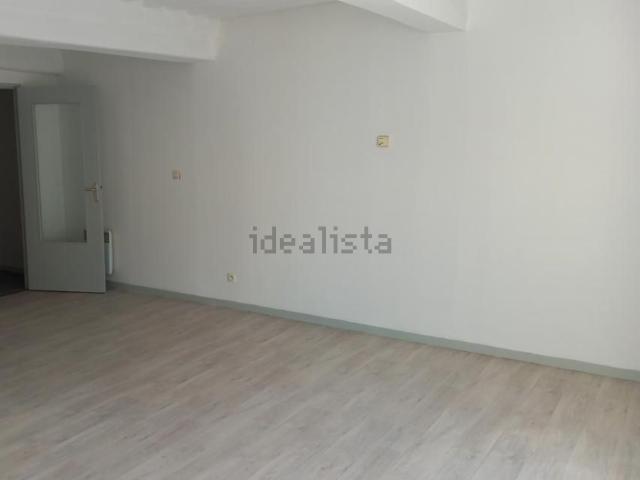 Appartement, Genouilly