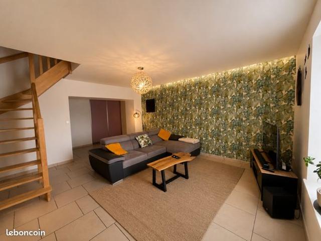APPARTEMENT GOLBEY CENTRE SPACIEUX 140 M2 et 3 CHAMBRES