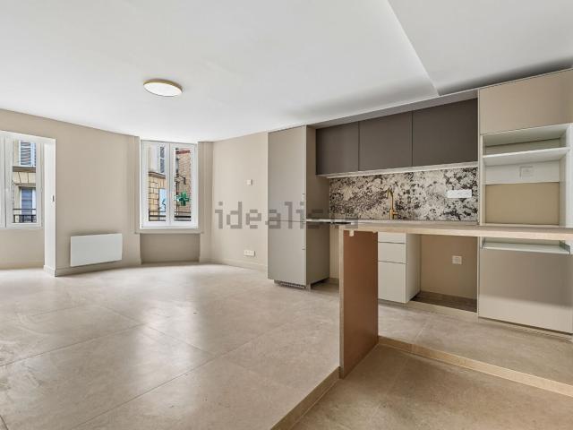Appartement, Goutte d&apos Or Château Rouge, Paris