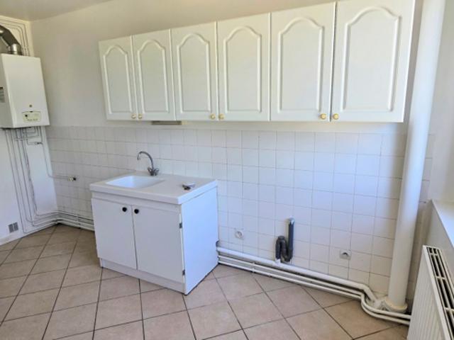 Appartement Gray 3 pièce s 61.68 m2