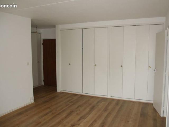 Appartement T2 45 m² 725