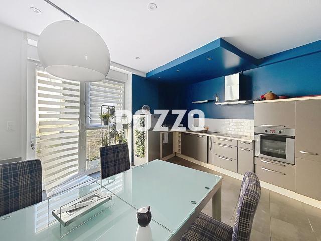 Appartement Granville: emplacement plage et commerces à pied