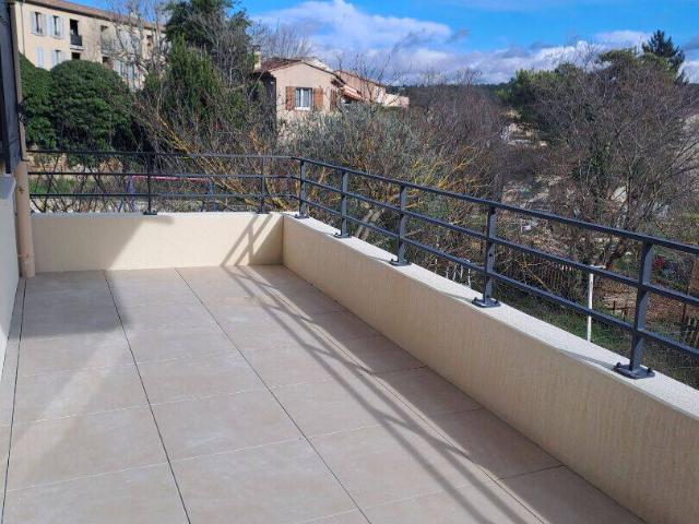 Appartement Greasque 3 pièce s 60 m2