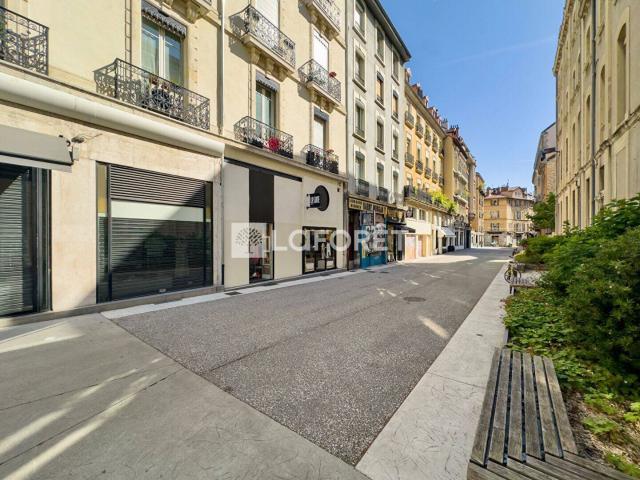 Appartement Grenoble 2 pièce s 27 m2