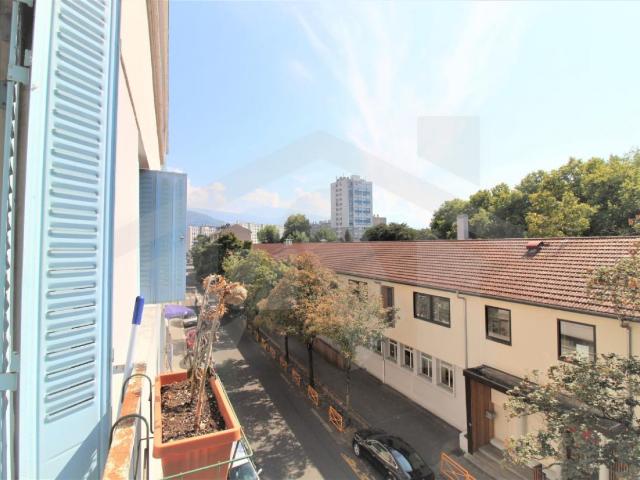 Appartement Grenoble, France
