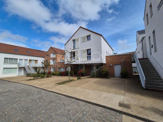 Appartement Grisy Les Platres 5 pièce s 84.7 m2
