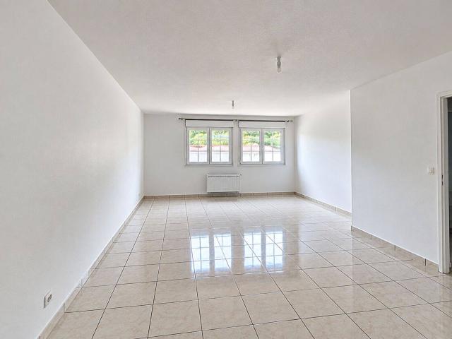 Appartement Grisy Suisnes 2 pièce s 60.84 m2
