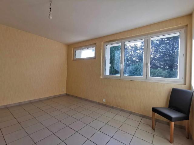 Appartement Guingamp rez de chaussée 3 chambres