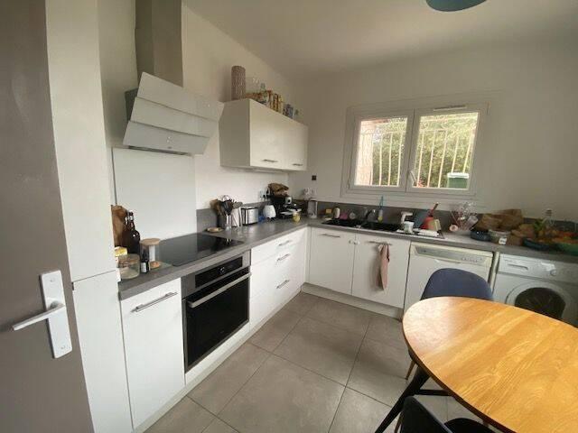 Appartement HAUT DE VILLA T3 A LOUER LA GARDE