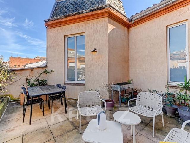 Appartement Haussmannien avec terrasse, quartier Chalets à T. 184m² Toulouse