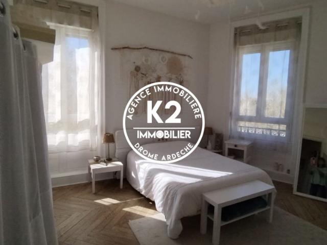 APPARTEMENT HAUSSMANNIEN T3 70M²
