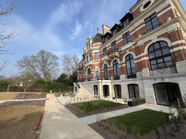 Appartement, Hem
