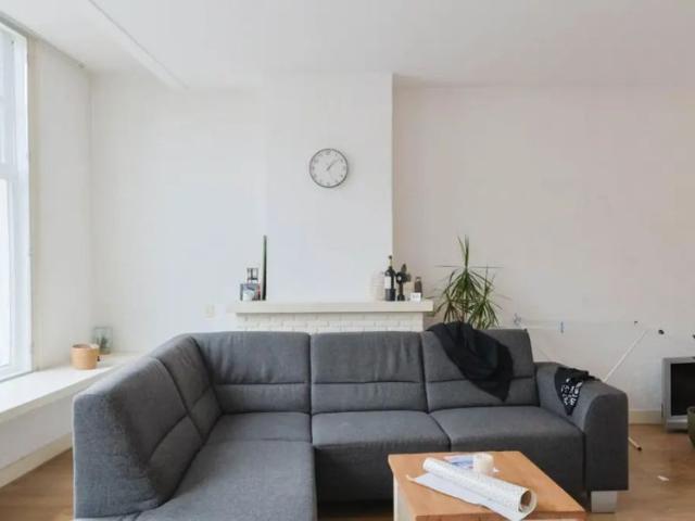 Appartement Hooigracht 33A, Leiden À louer