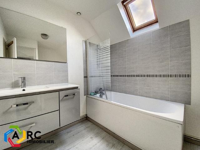 Appartement Huisseau sur Mauves