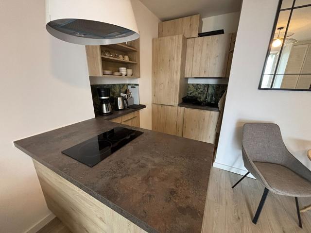 Appartement Hyeres 1 pièce s 26.12 m2