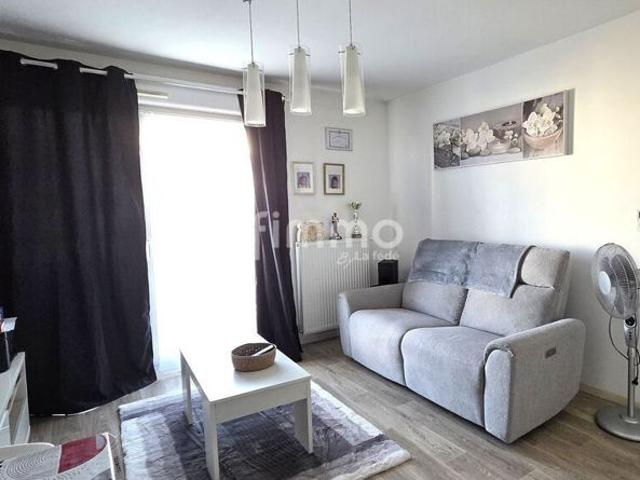 Appartement idéal investisseur ou premier achat! Très lumineux!