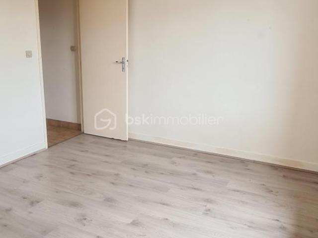 APPARTEMENT IDEALEMENT SITUE