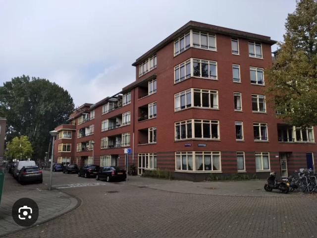 appartement in Amsterdam, Tweede Ceramstraat