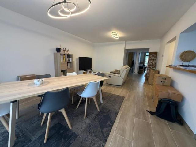 Appartement in centrum Wemmel met 2 slaapkamers en garagebo
