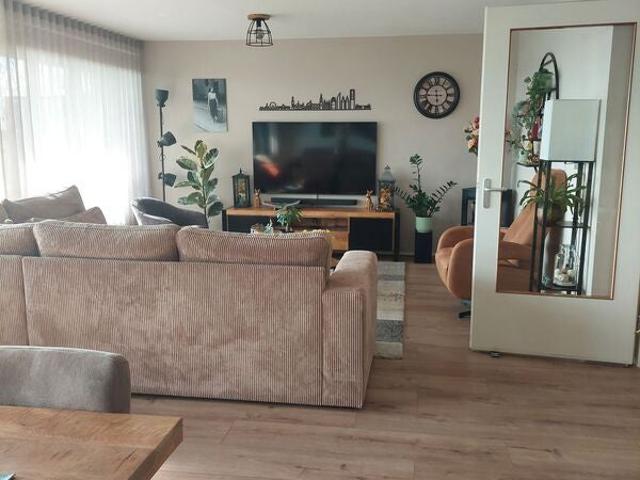 appartement in Monster, Slangekruid