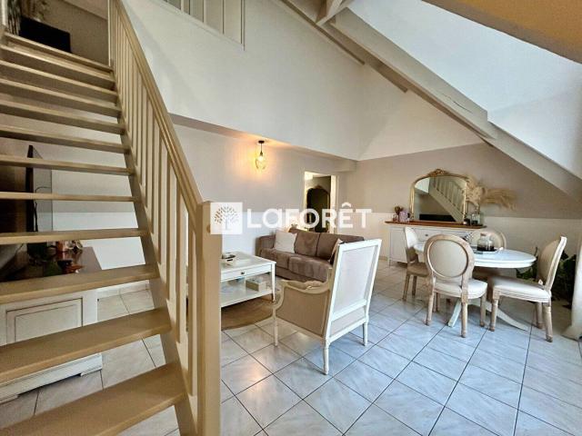 Appartement Issou 3 pièce s 59.69 m2