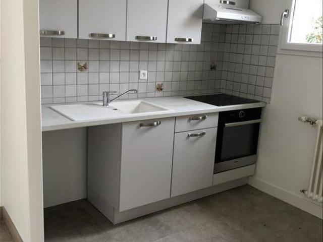 APPARTEMENT ITEUIL 3 pièce s 72.62 m2