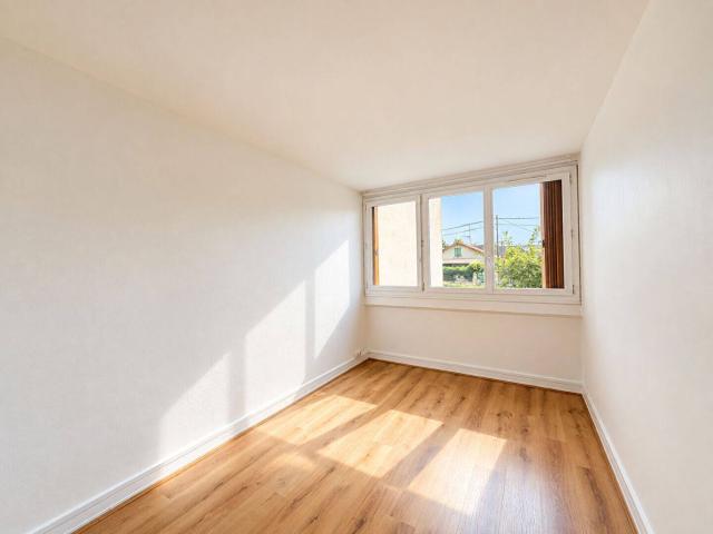 Appartement JOUY EN JOSAS 3 pièce s 63 m2