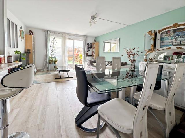Appartement Jouy Le Moutier 4 pièce s 78m²
