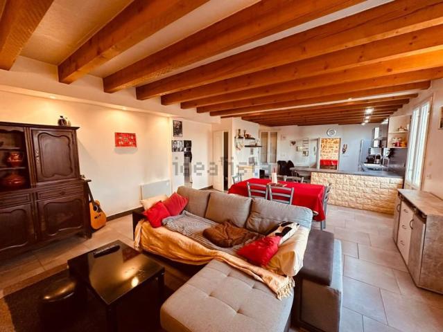 Appartement, Joyeuse