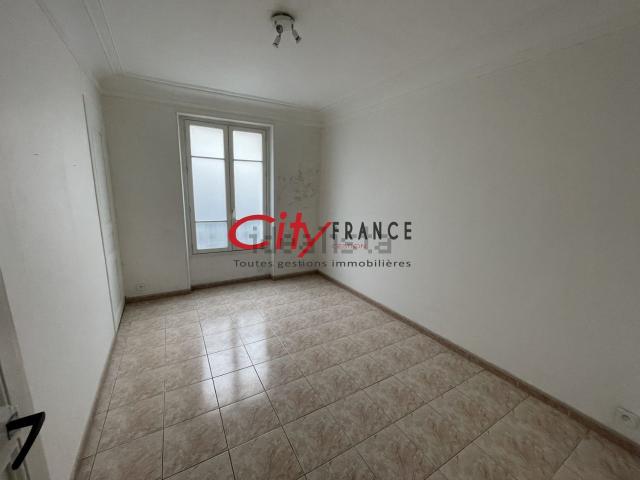Appartement, Amiraux Simplon Poissonniers, Paris