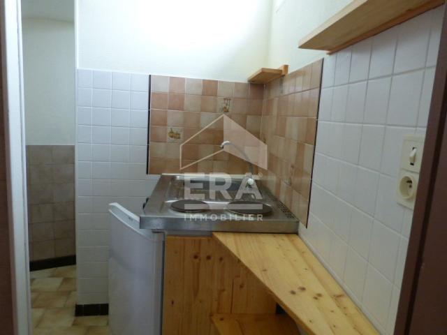 Appartement La Couronne 1 pièce s 16 m²