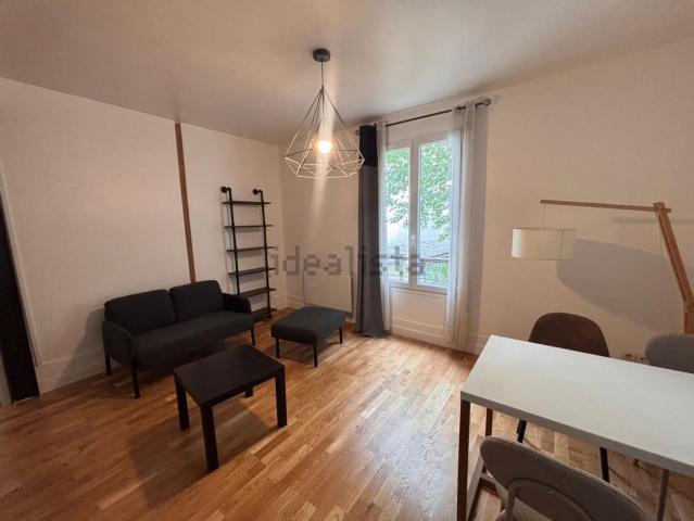 Appartement, La Fourche Guy Môquet, Paris